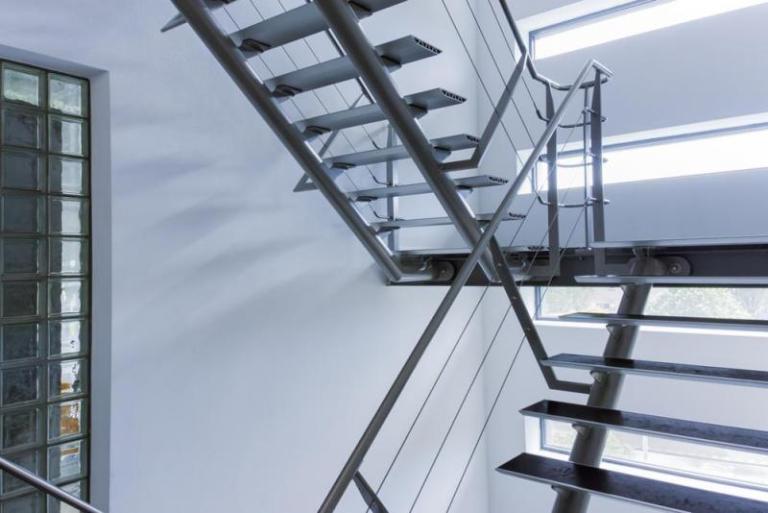Comment la ferronnerie au Loroux Bottereau sublime votre intérieur ?
